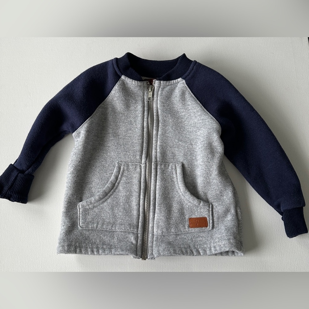 seven7 Boy’s sweater with zip up in front | grey and blue  | size 12M.